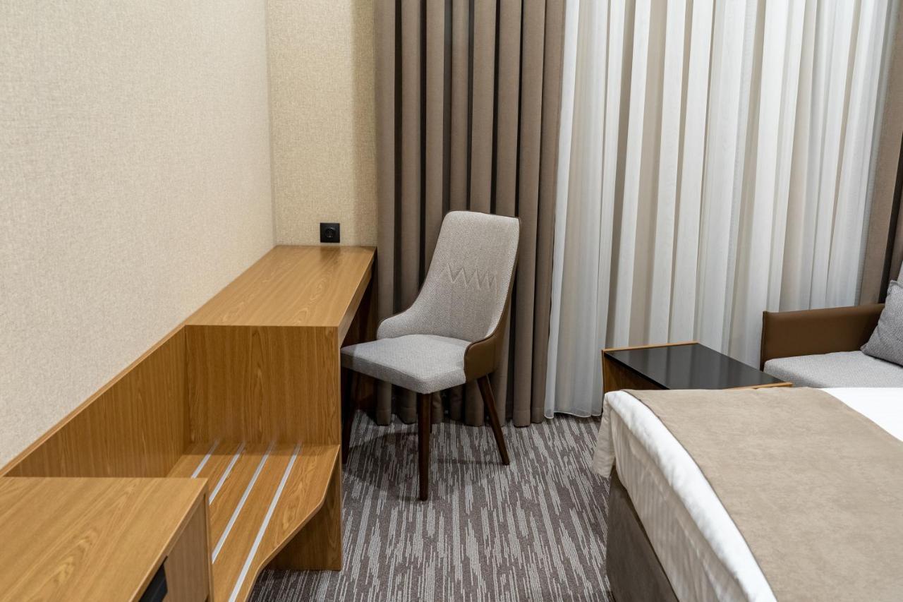 Mirzo Hotel Ташкент Экстерьер фото